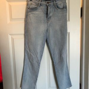 NWOT Light Wash Girlfriend Jeans